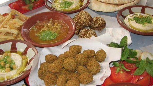 فول وطعمية